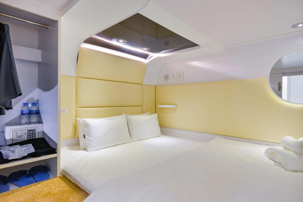 Hotel J-Espace 1 Ho Chi Minh City Exterior photo